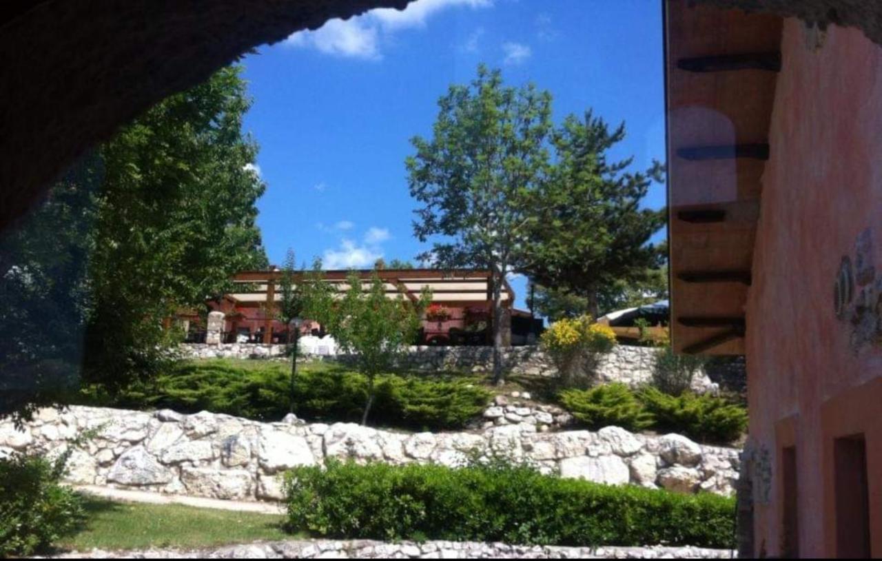 Hotel Il Querceto Delle Marine LʼAquila Zewnętrze zdjęcie